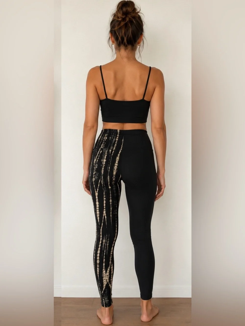 Black/Cream Tie Dye High-Waisted, Full Length, Athleisure Leggings - Size S - Picture 2 of 5